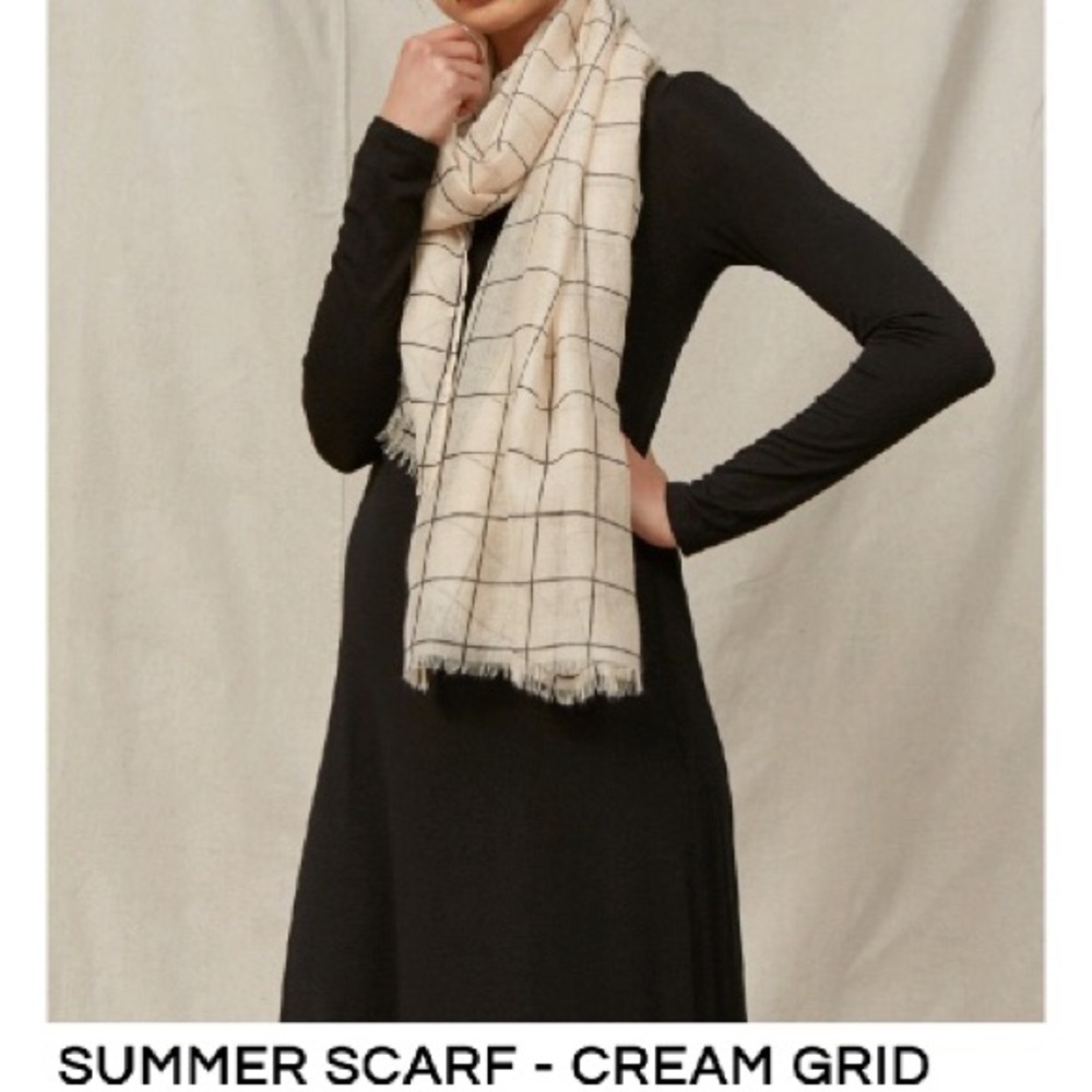 NWT Rachel Pally summer grid scarf